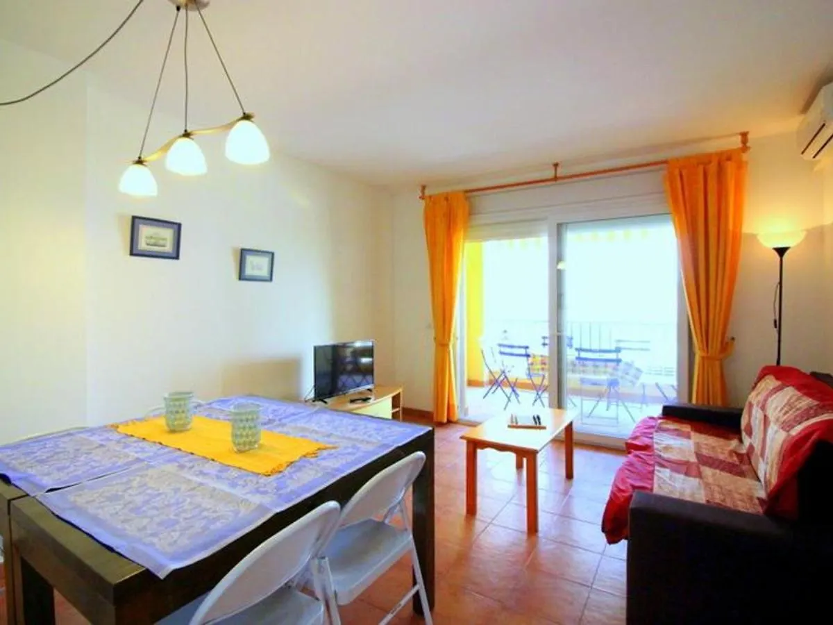 Apartment Luminoso Apartamento Con Piscina, Terraza Y Parking, Cerca De La Playa En Santa Margarida - Es-228-125 Roses